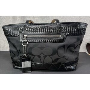 Coach Poppy Quilted Shoulder HOBO Satchel Tote Bag Black Leather Trim 18676